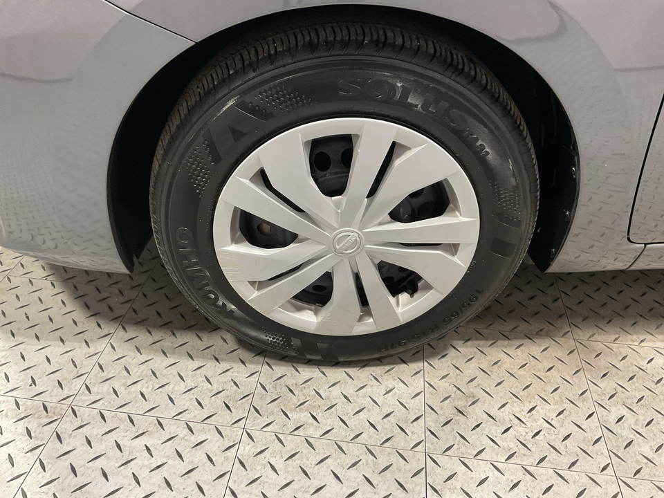 2024 Nissan Versa S CVT