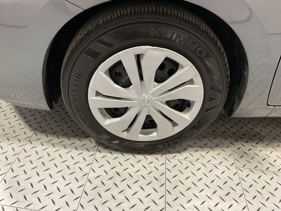 2024 Nissan Versa S CVT