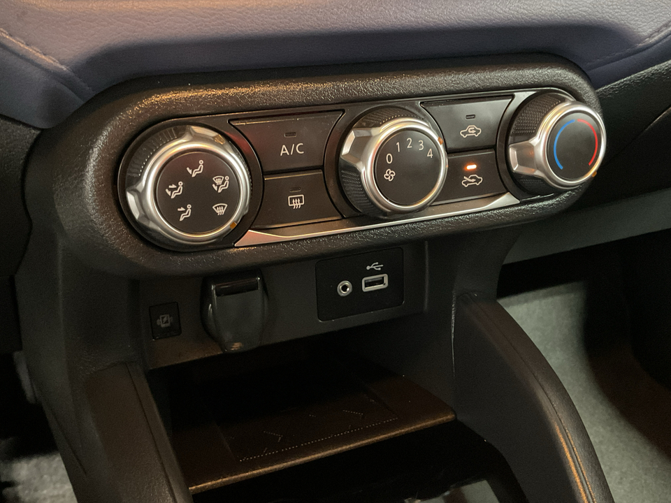 2024 Nissan Versa SV