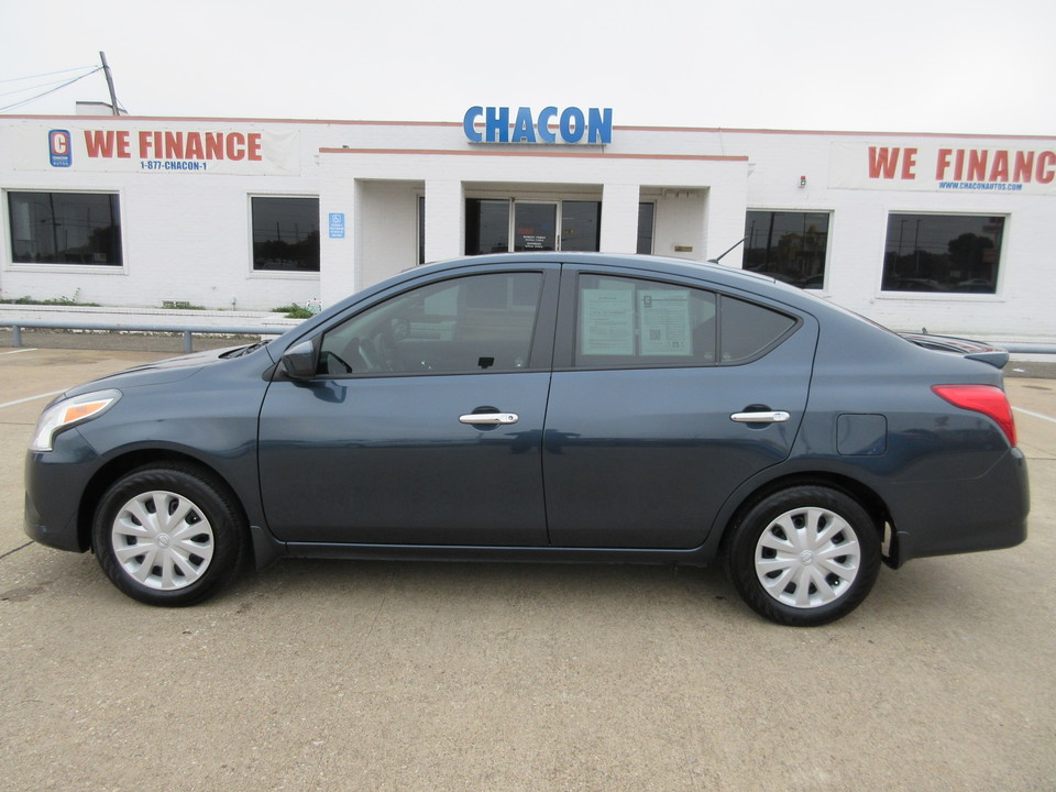 2016 Nissan Versa 1.6 SV Sedan