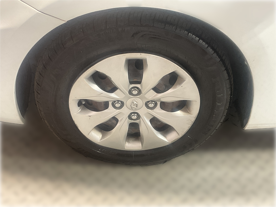 2015 Hyundai Accent GLS 4-Door 6A