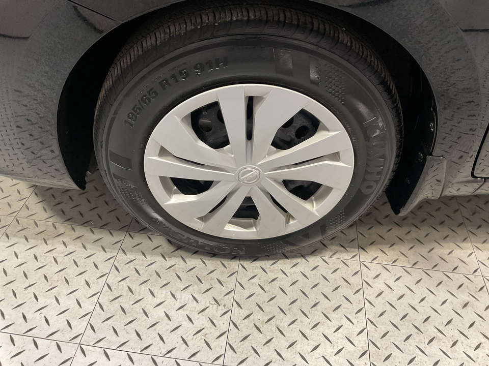 2024 Nissan Versa S CVT