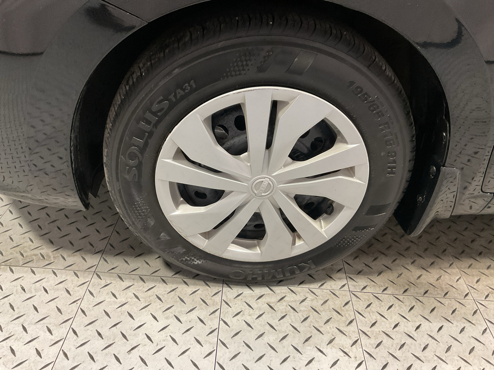 2024 Nissan Versa S CVT