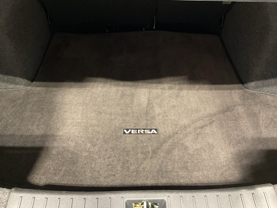 2024 Nissan Versa SV