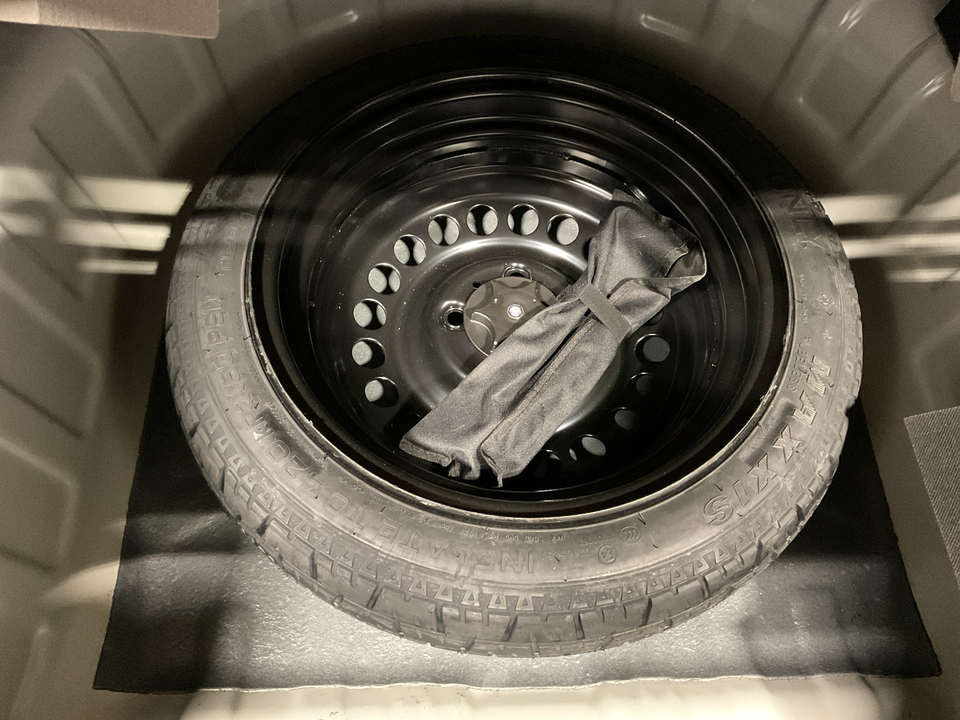 2024 Nissan Versa SV