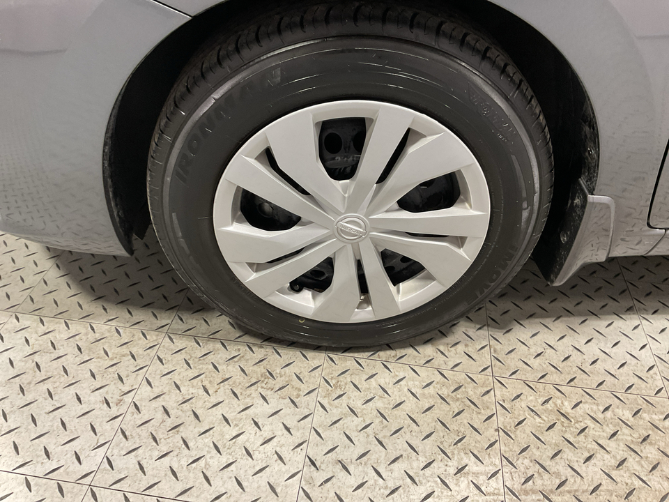 2024 Nissan Versa S CVT