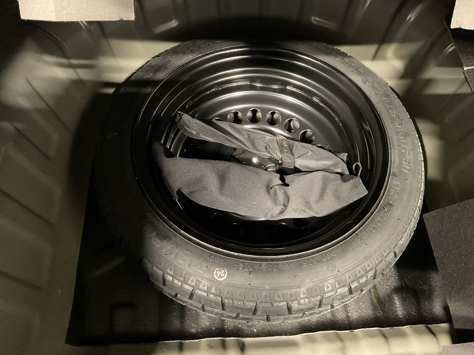 2024 Nissan Versa S CVT