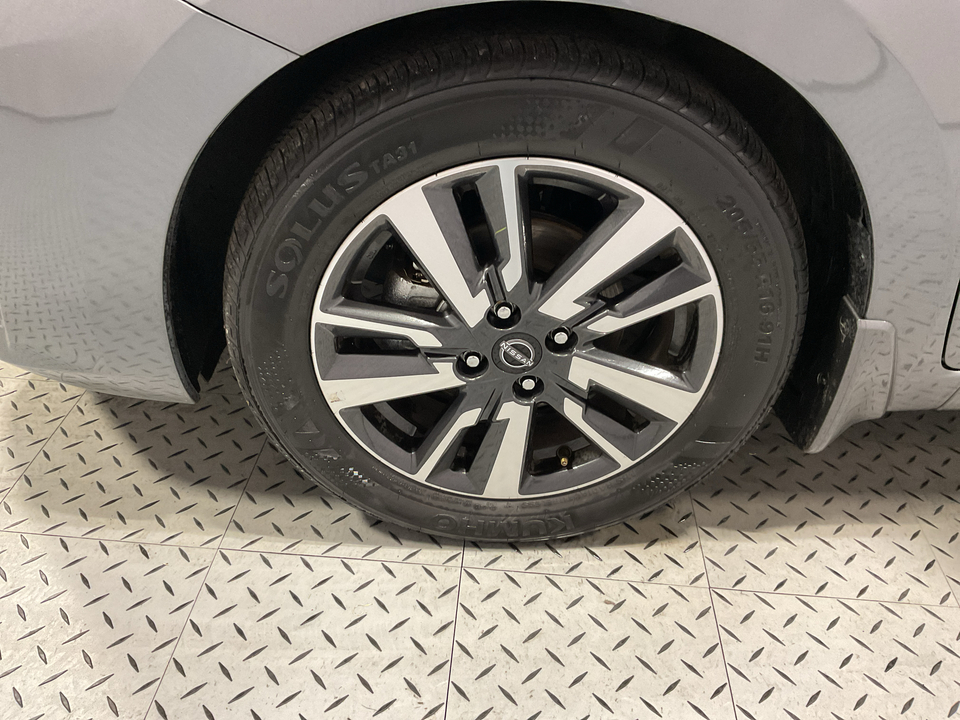 2024 Nissan Versa SV