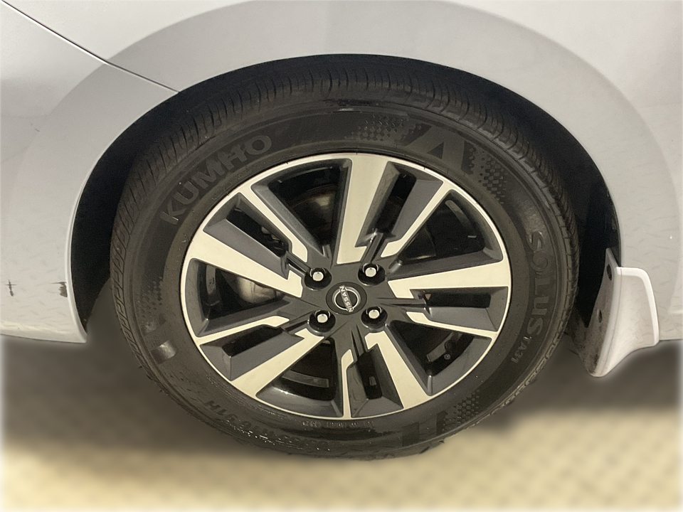 2024 Nissan Versa SV