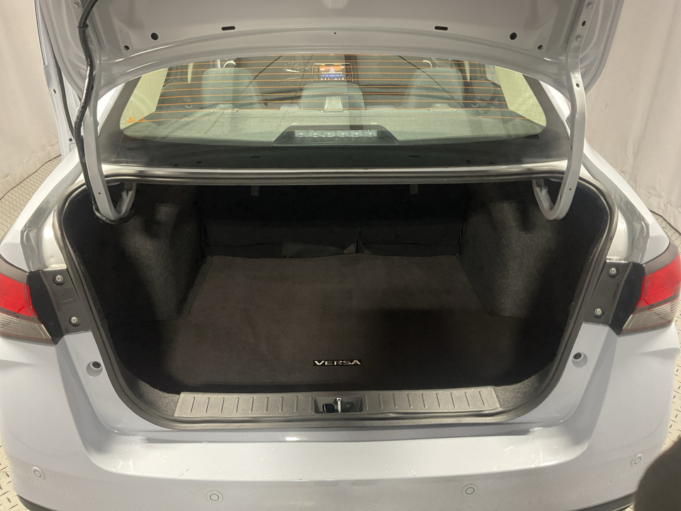 2024 Nissan Versa SV