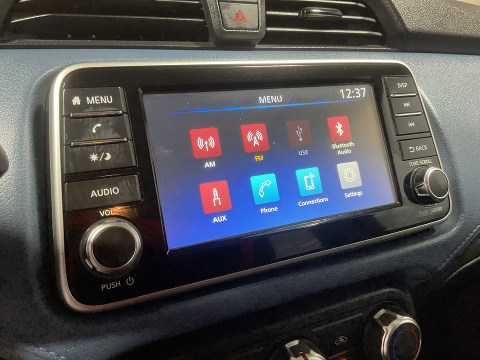 2024 Nissan Versa SV