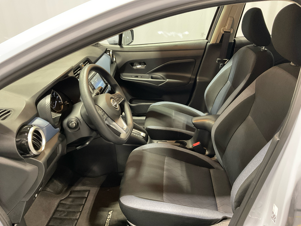 2024 Nissan Versa SV