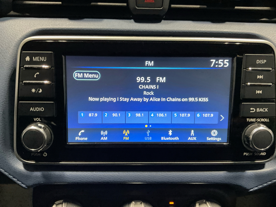 2024 Nissan Versa SV