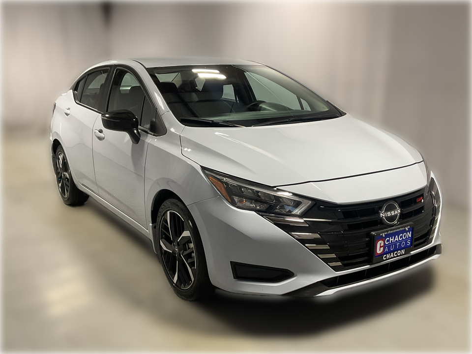 2024 Nissan Versa SR