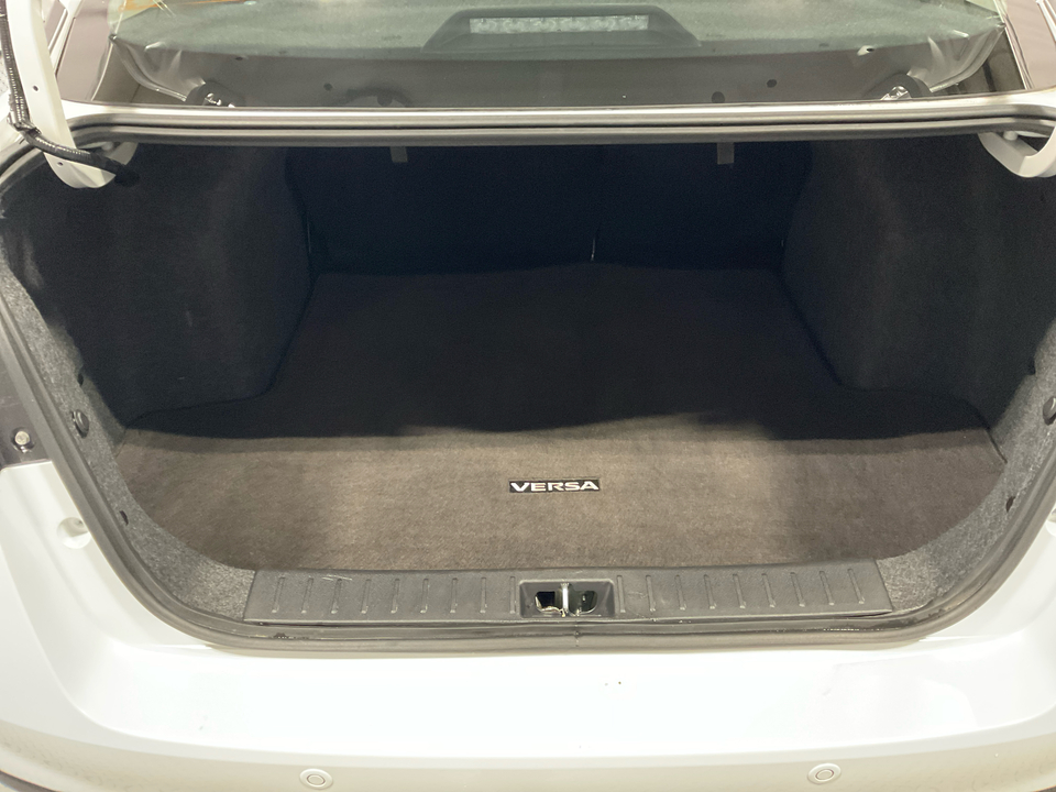 2024 Nissan Versa SV