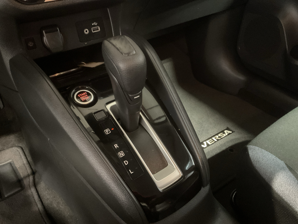 2024 Nissan Versa SV