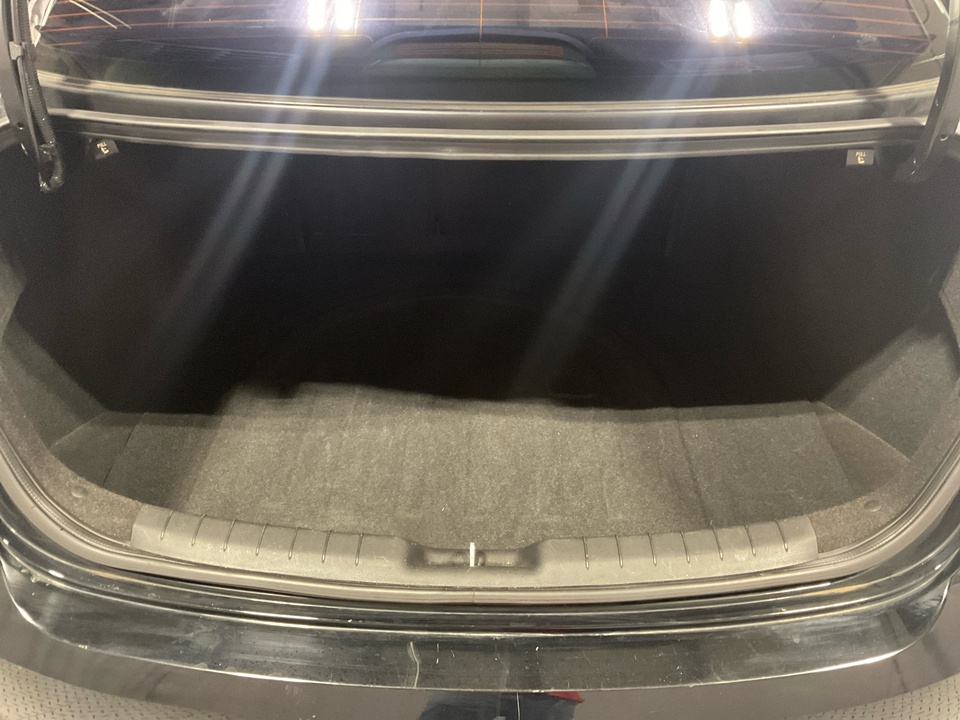 2020 Hyundai Elantra SE 6AT