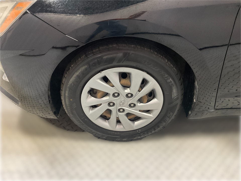 2020 Hyundai Elantra SE 6AT