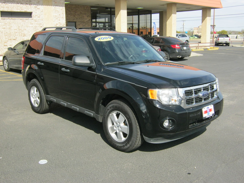 Used 2009 Ford Escape XLT FWD V6 for Sale Chacon Autos