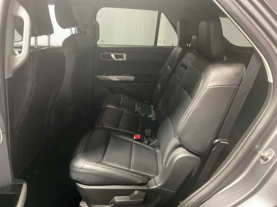 2023 Ford Explorer XLT AWD