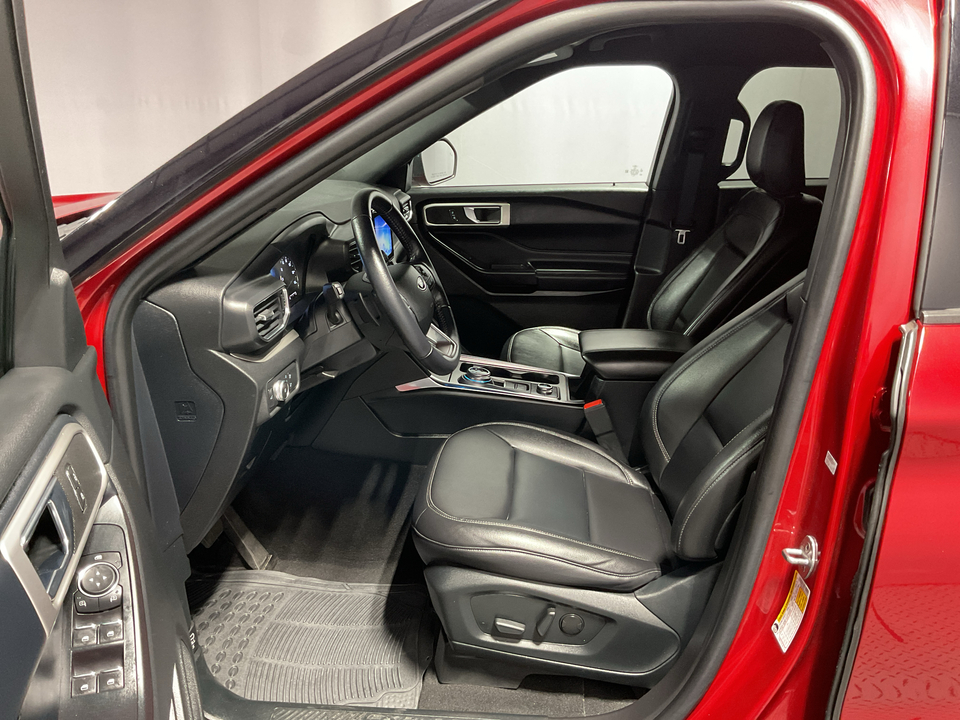 2020 Ford Explorer XLT AWD