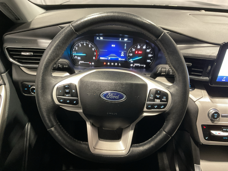 2023 Ford Explorer XLT AWD