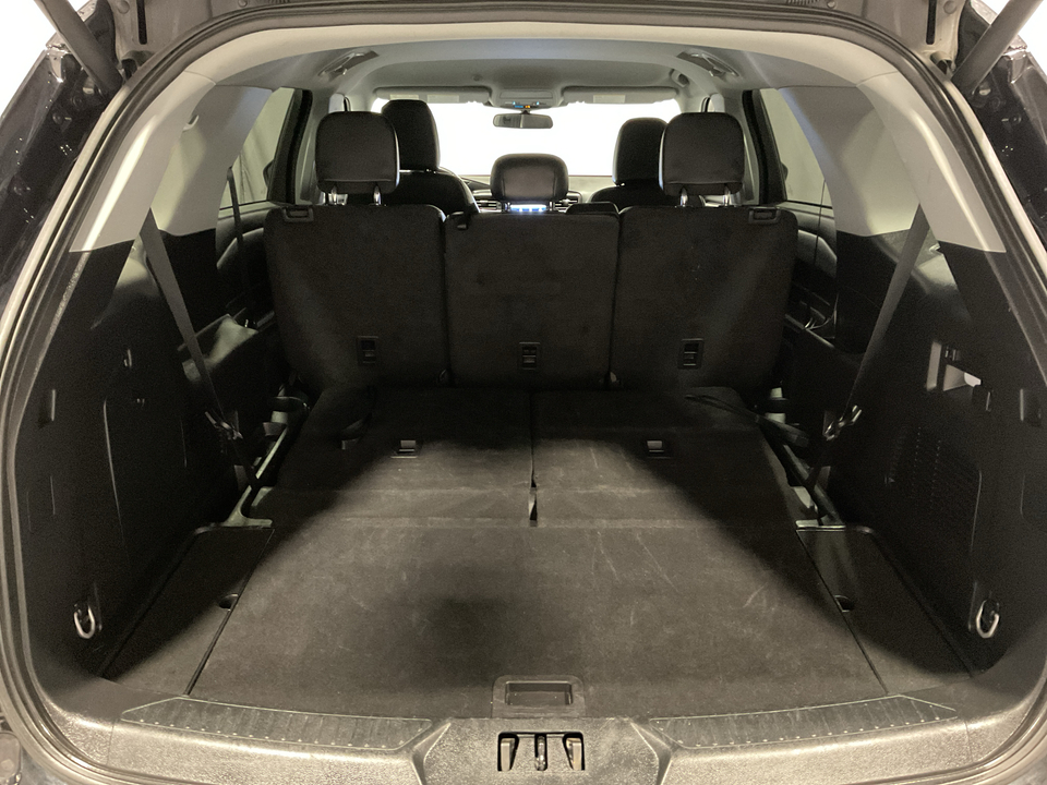 2023 Ford Explorer XLT AWD