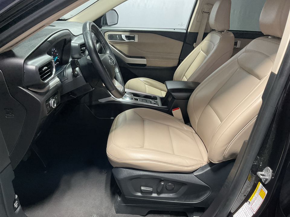 2023 Ford Explorer XLT AWD