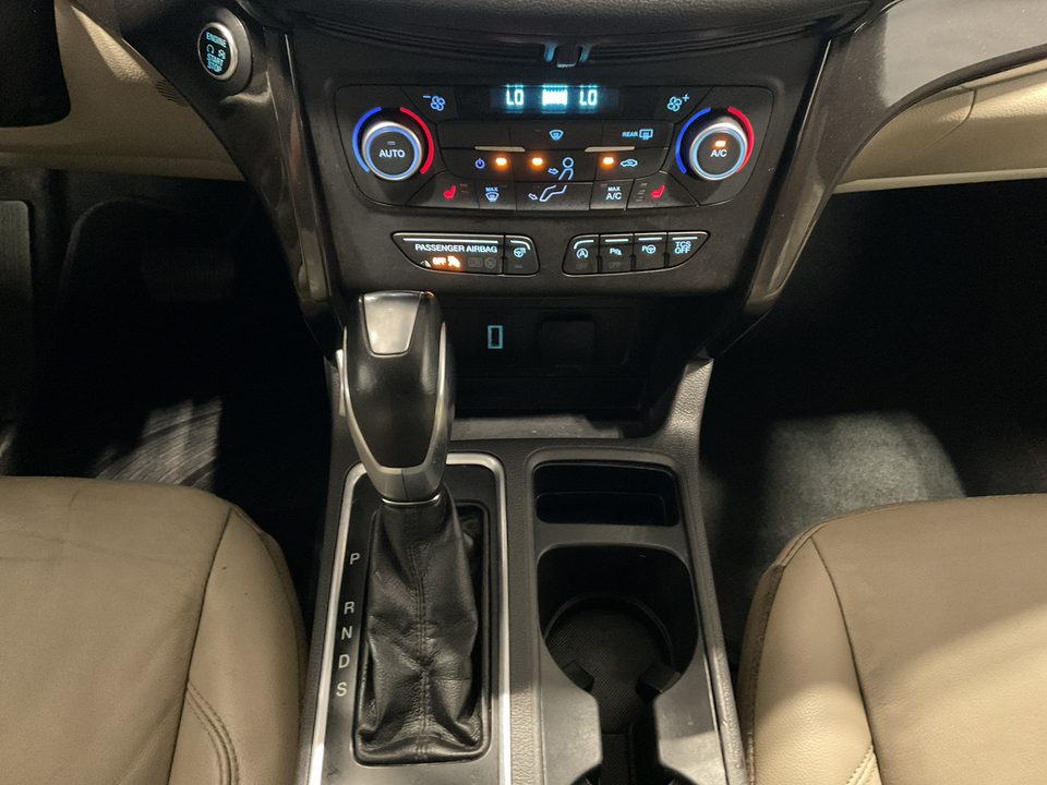 2019 Ford Escape Titanium FWD