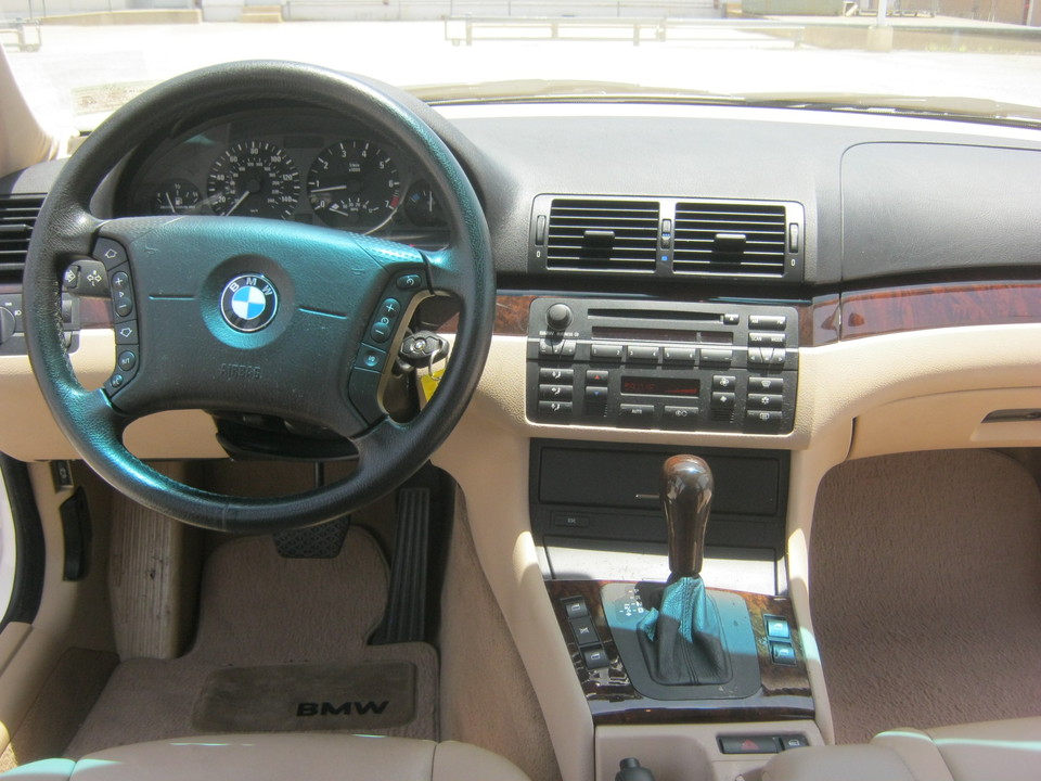 2004 BMW 3-Series Sport Wagon 325i