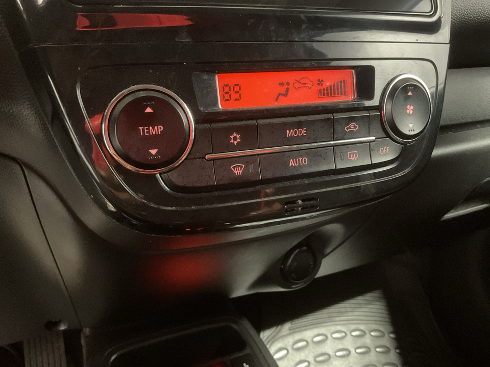 2022 Mitsubishi Mirage G4 SE