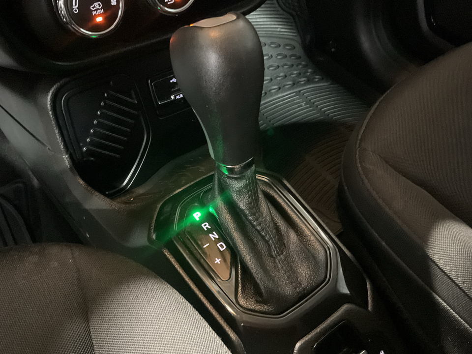 2017 Jeep Renegade Latitude FWD