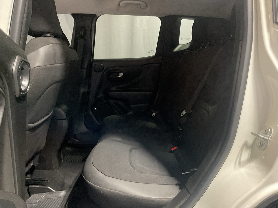 2017 Jeep Renegade Latitude FWD