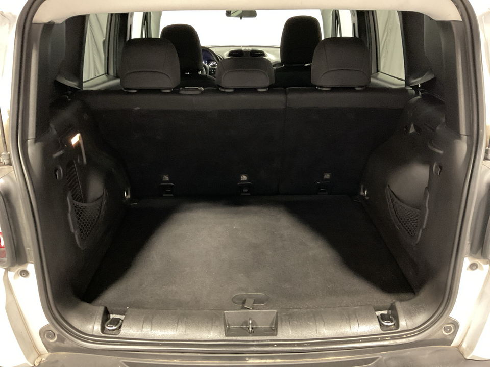 2018 Jeep Renegade Latitude FWD