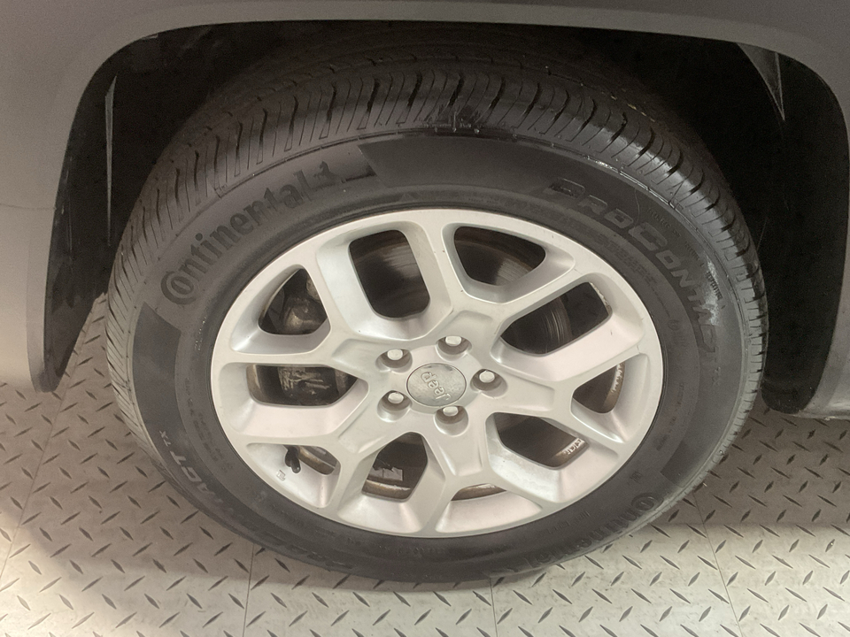 2018 Jeep Renegade Latitude FWD