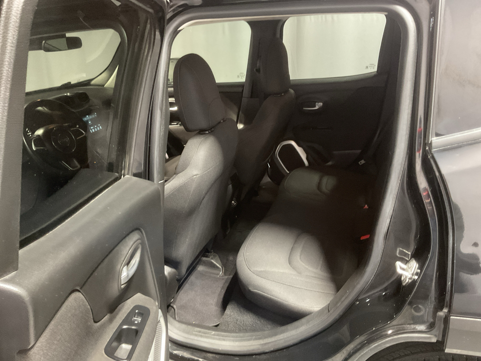 2018 Jeep Renegade Latitude FWD