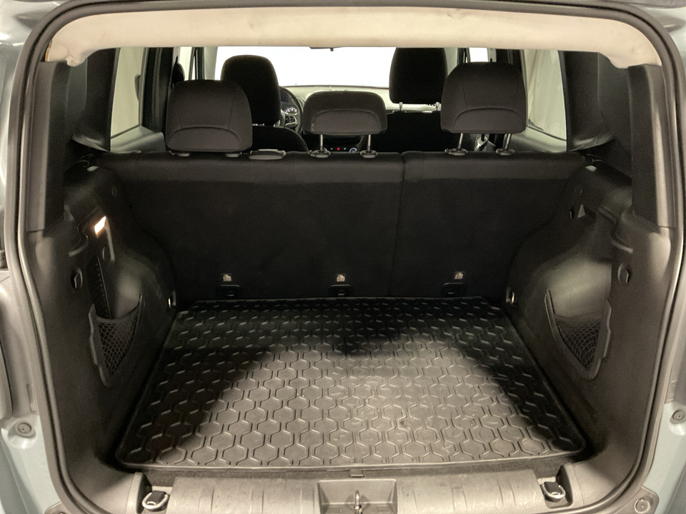 2018 Jeep Renegade Latitude FWD