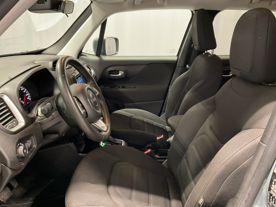 2018 Jeep Renegade Latitude FWD