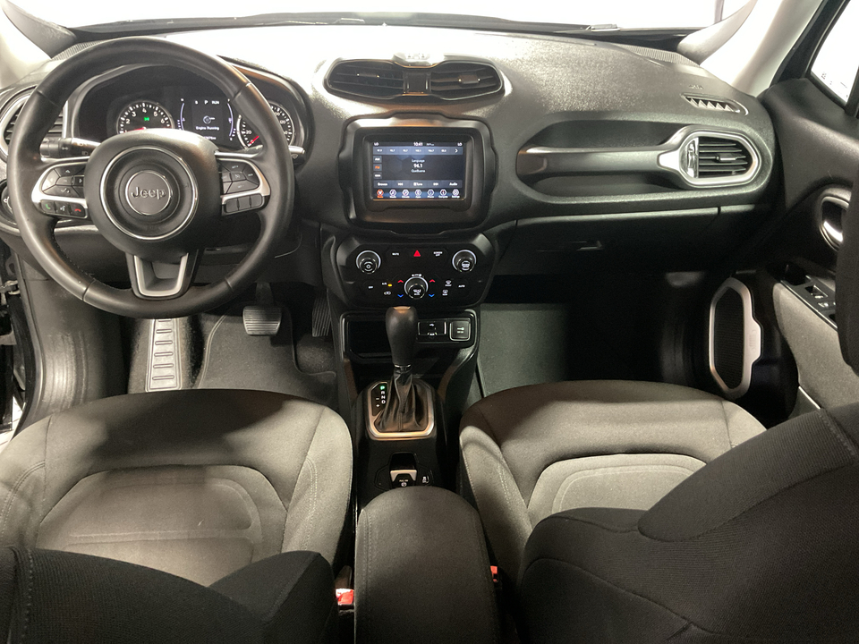 2018 Jeep Renegade Latitude FWD