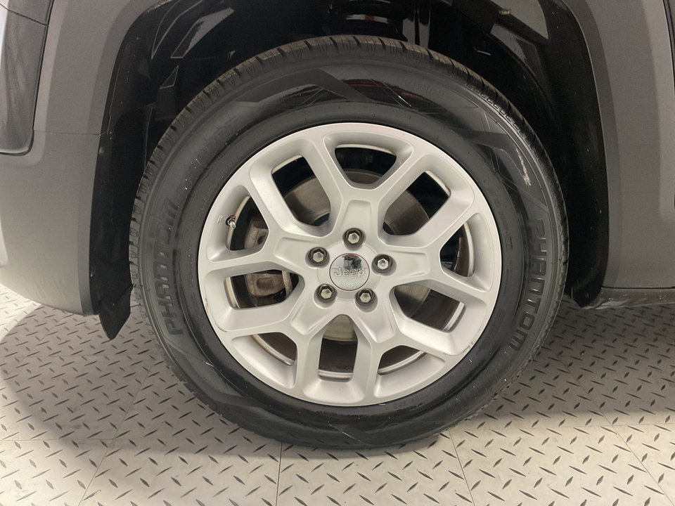 2018 Jeep Renegade Latitude FWD