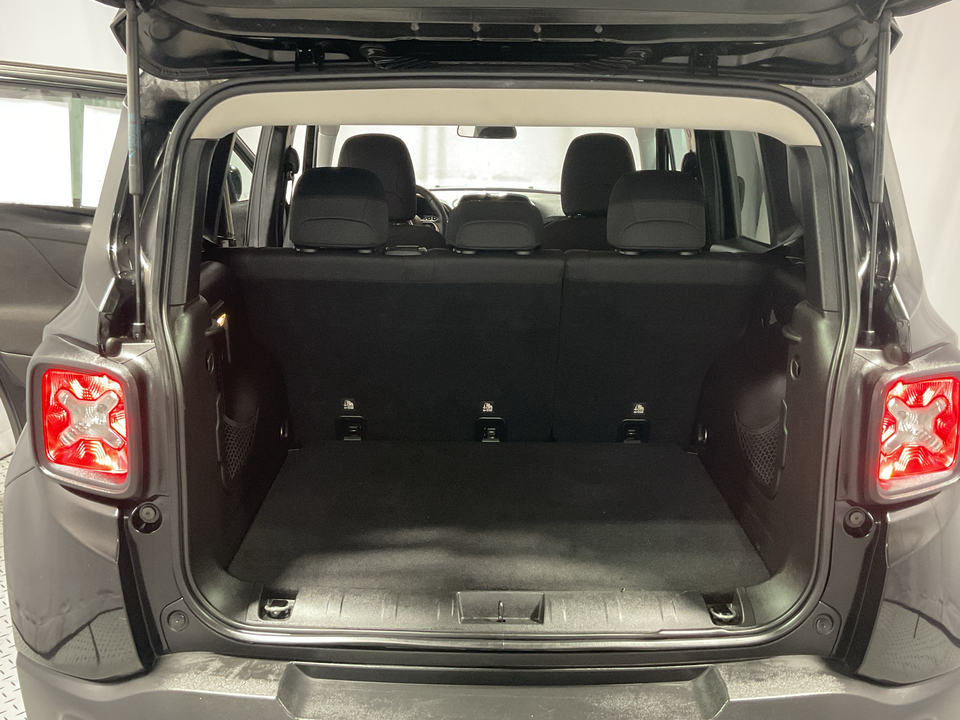 2018 Jeep Renegade Latitude FWD