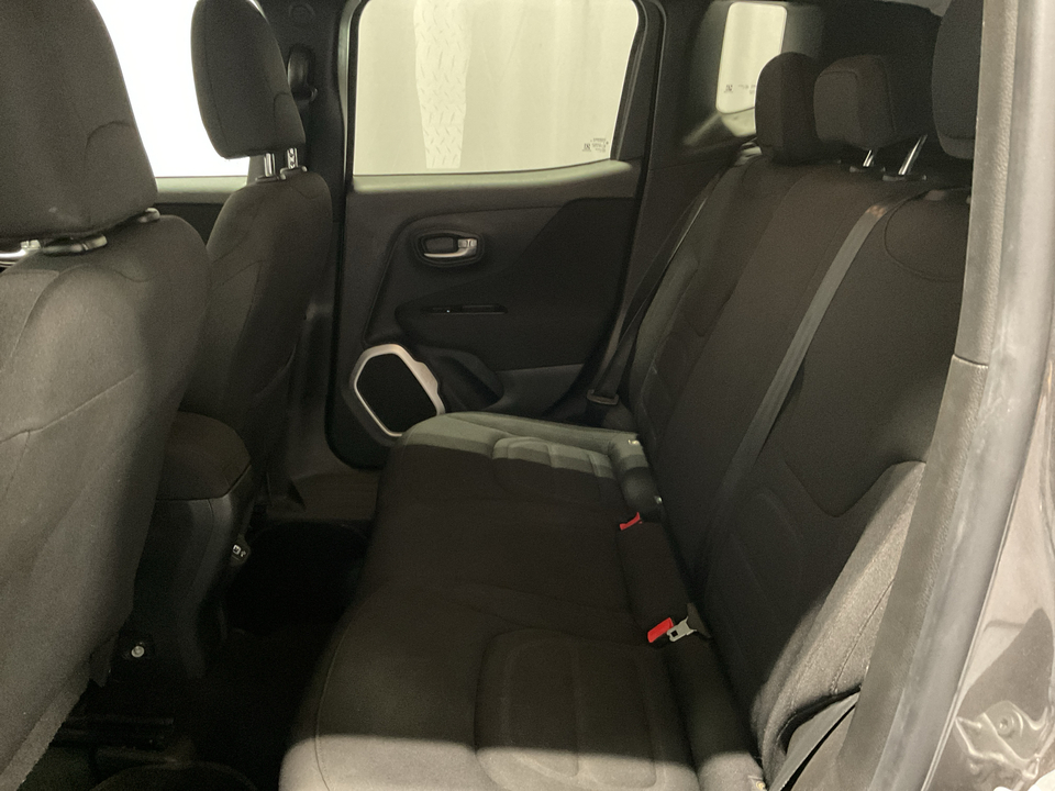 2018 Jeep Renegade Latitude FWD