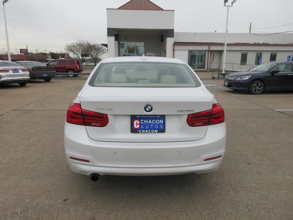 2016 BMW 3-Series 320i Sedan